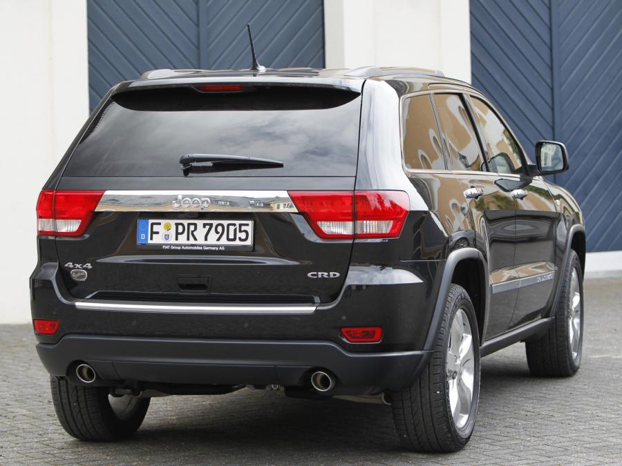  Jeep Grand Cherokee Overland Summit 2011 года  (EU) (фото 2 из 12)